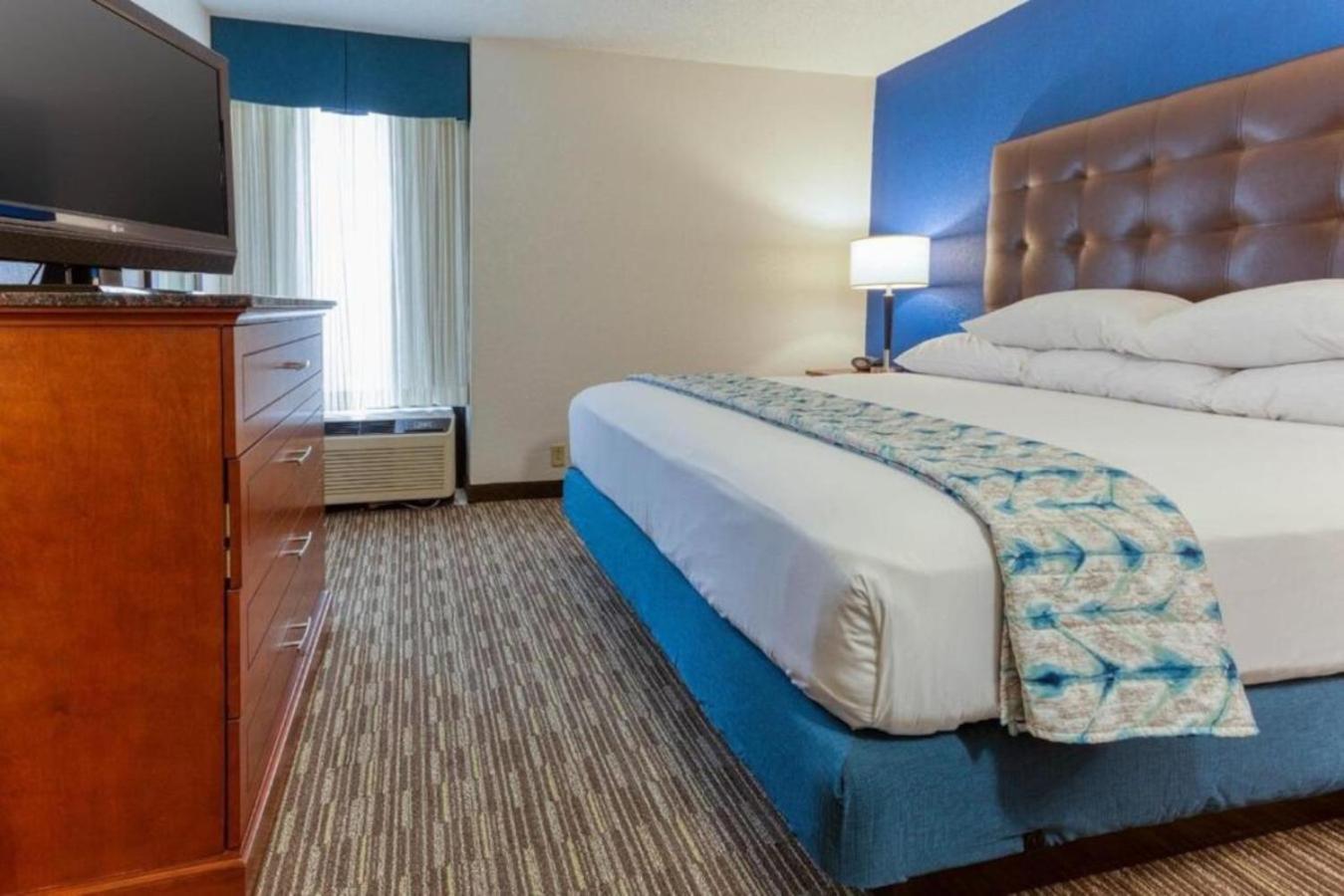 Heritage Inn & Suites St Louis Fenton, Trademark By Wyndham Exteriör bild