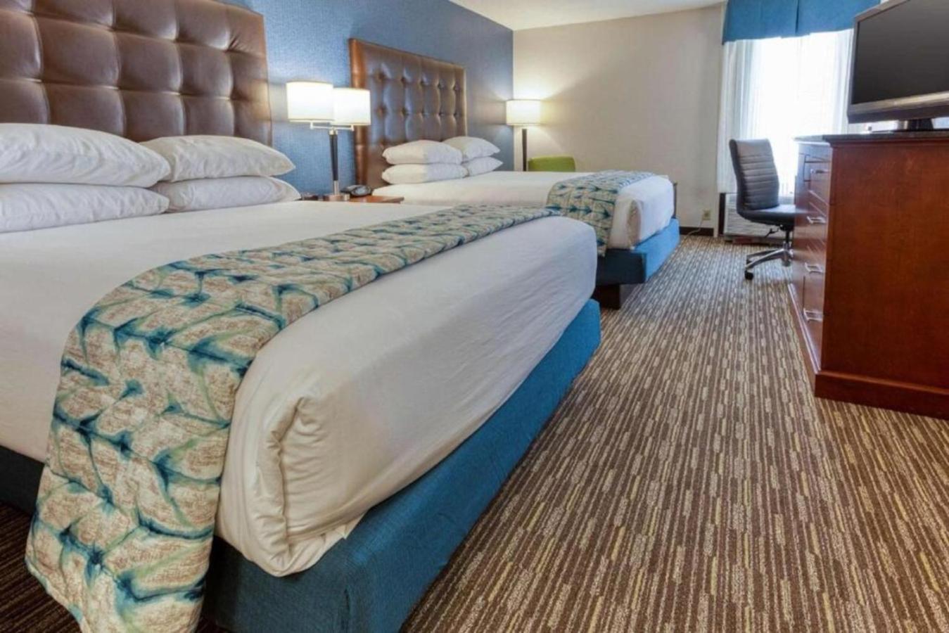 Heritage Inn & Suites St Louis Fenton, Trademark By Wyndham Exteriör bild