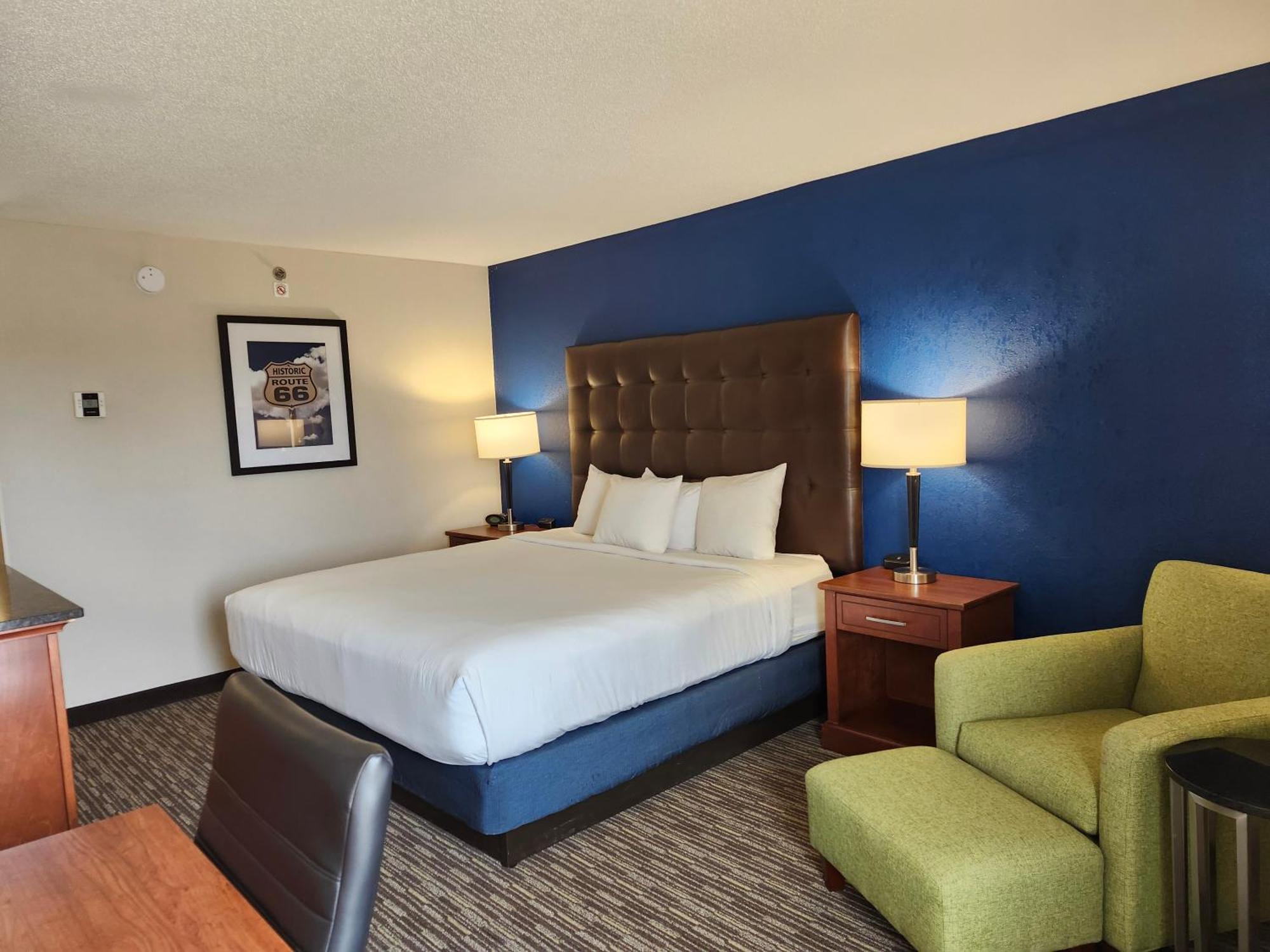 Heritage Inn & Suites St Louis Fenton, Trademark By Wyndham Exteriör bild
