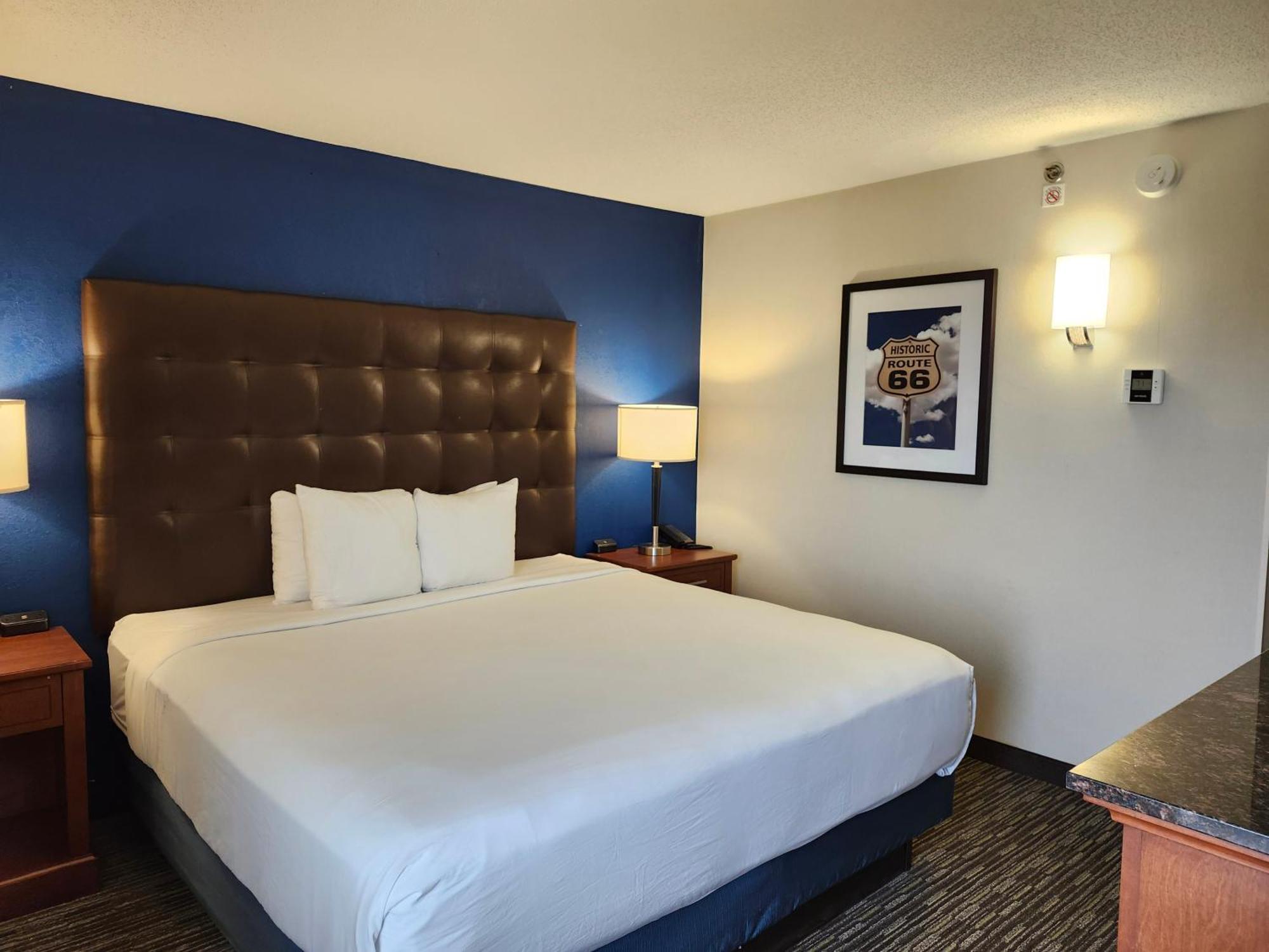 Heritage Inn & Suites St Louis Fenton, Trademark By Wyndham Exteriör bild